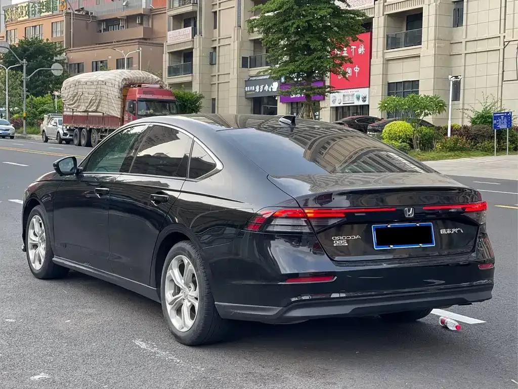 Honda Accord 2023 из CN, фото 7