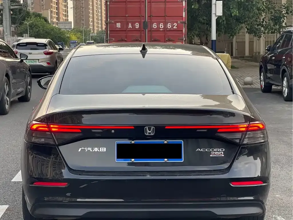 Honda Accord 2023 из CN, фото 3