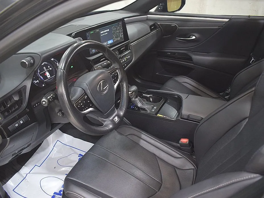 Lexus ES 2023 из KR, фото 9