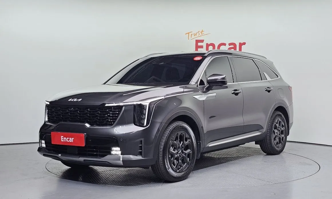 Kia Sorento — фото 1