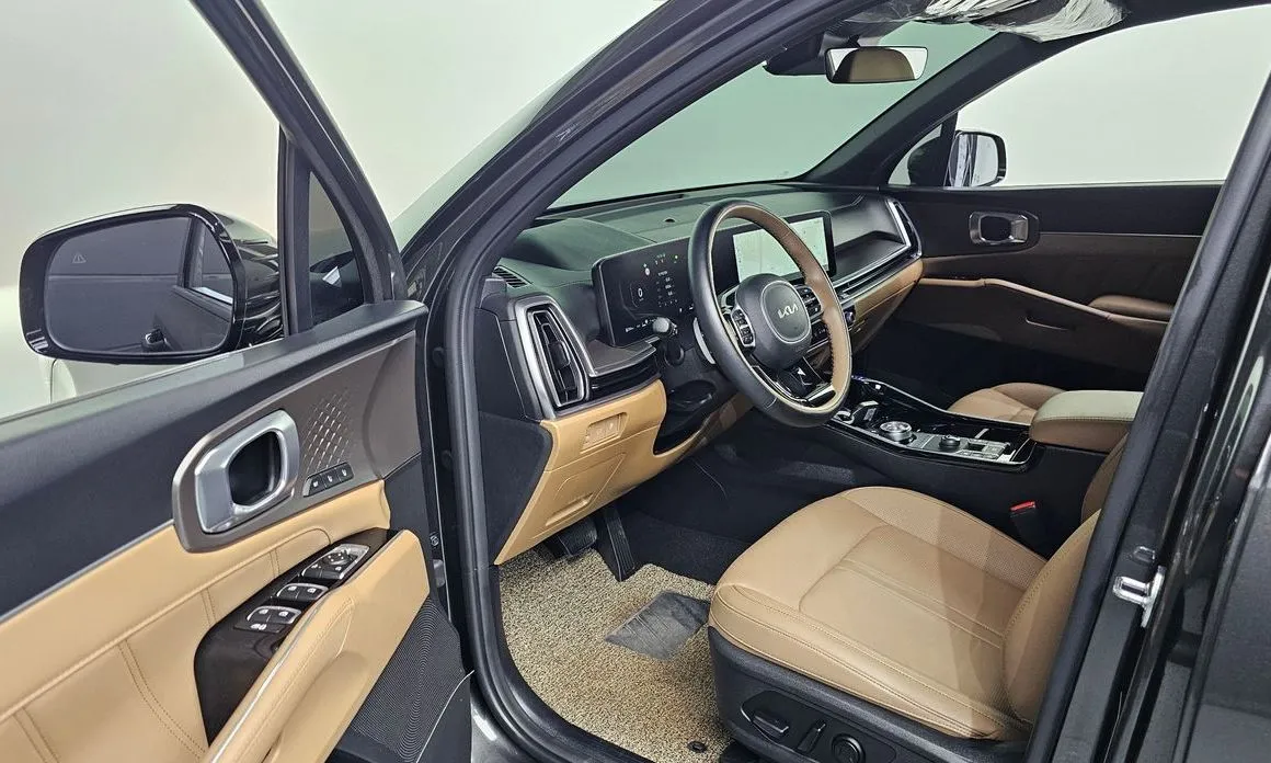 Kia Sorento — фото 9