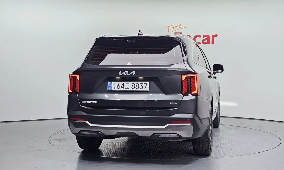 Kia Sorento — фото 4