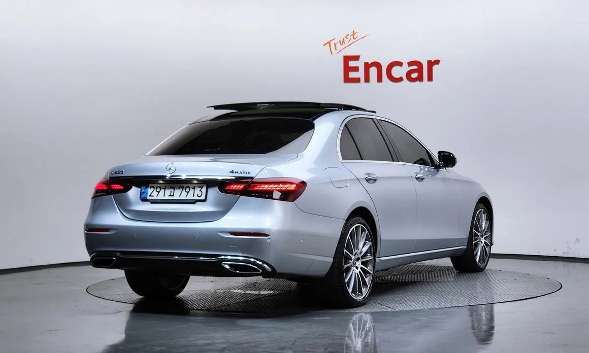 Mercedes-Benz E-Class 2023 из KR, фото 3
