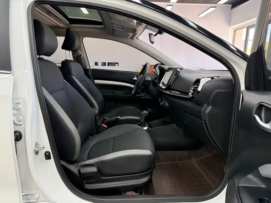 Kia KX1 2022 из CN, фото 7