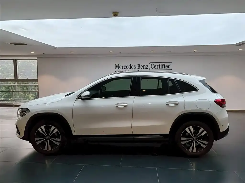 Mercedes-Benz GLA — фото 5