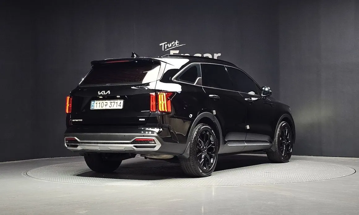 Kia Sorento — фото 4