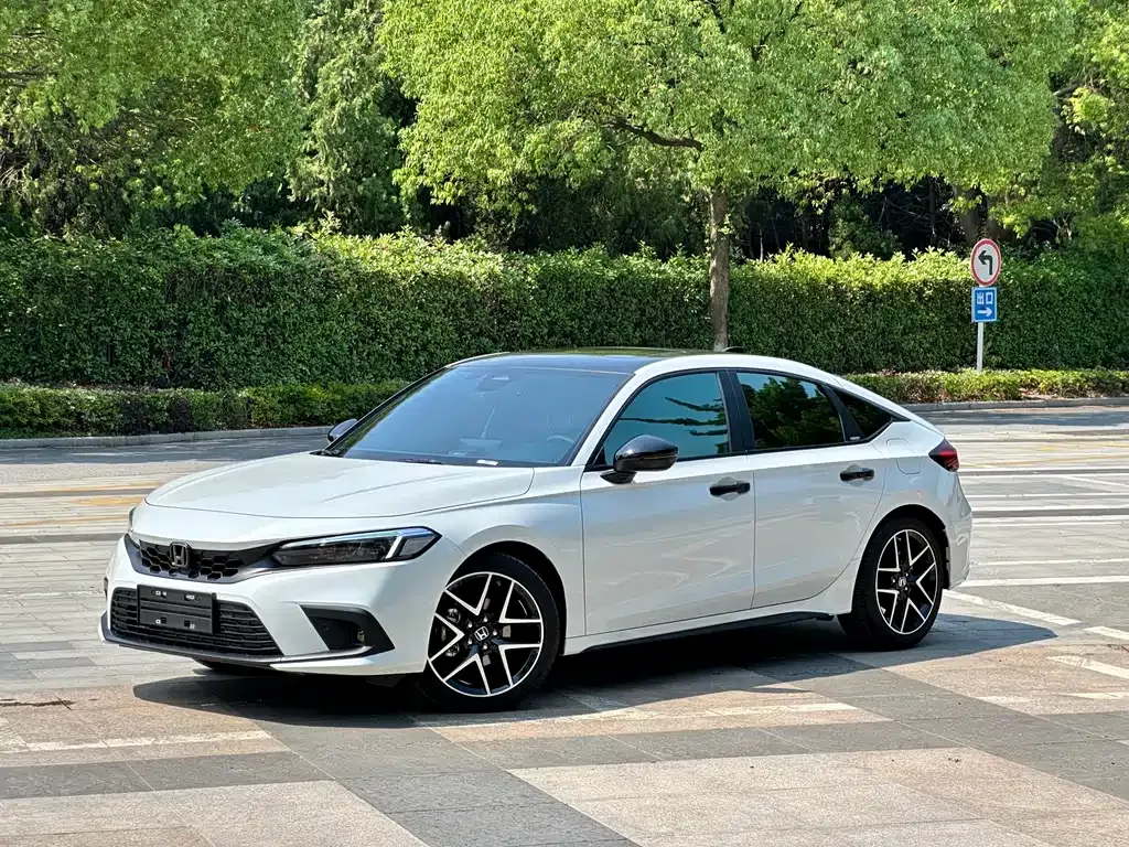 Honda Civic — фото 1