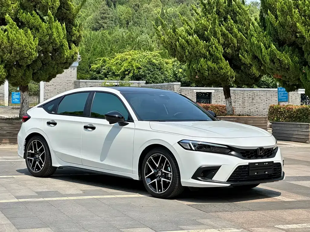 Honda Civic — фото 8