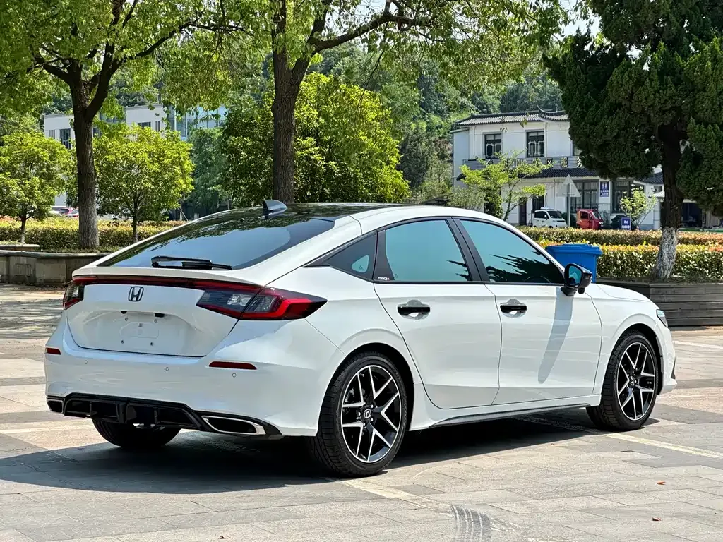 Honda Civic — фото 9