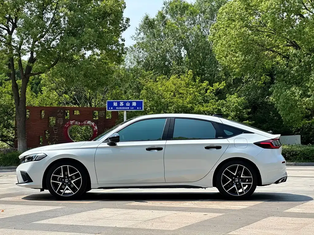 Honda Civic — фото 5