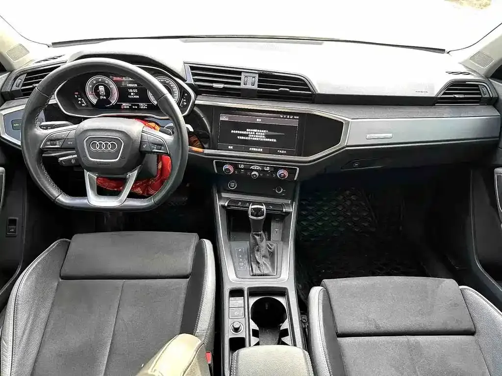 Audi Q3 — фото 3