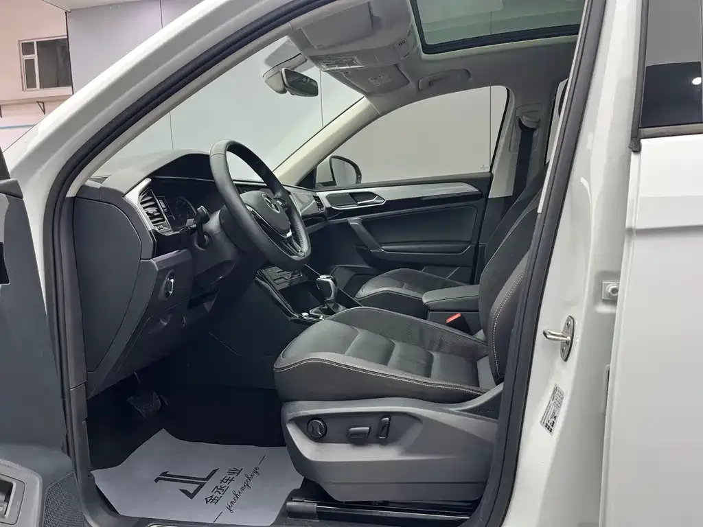Volkswagen Tayron — фото 8