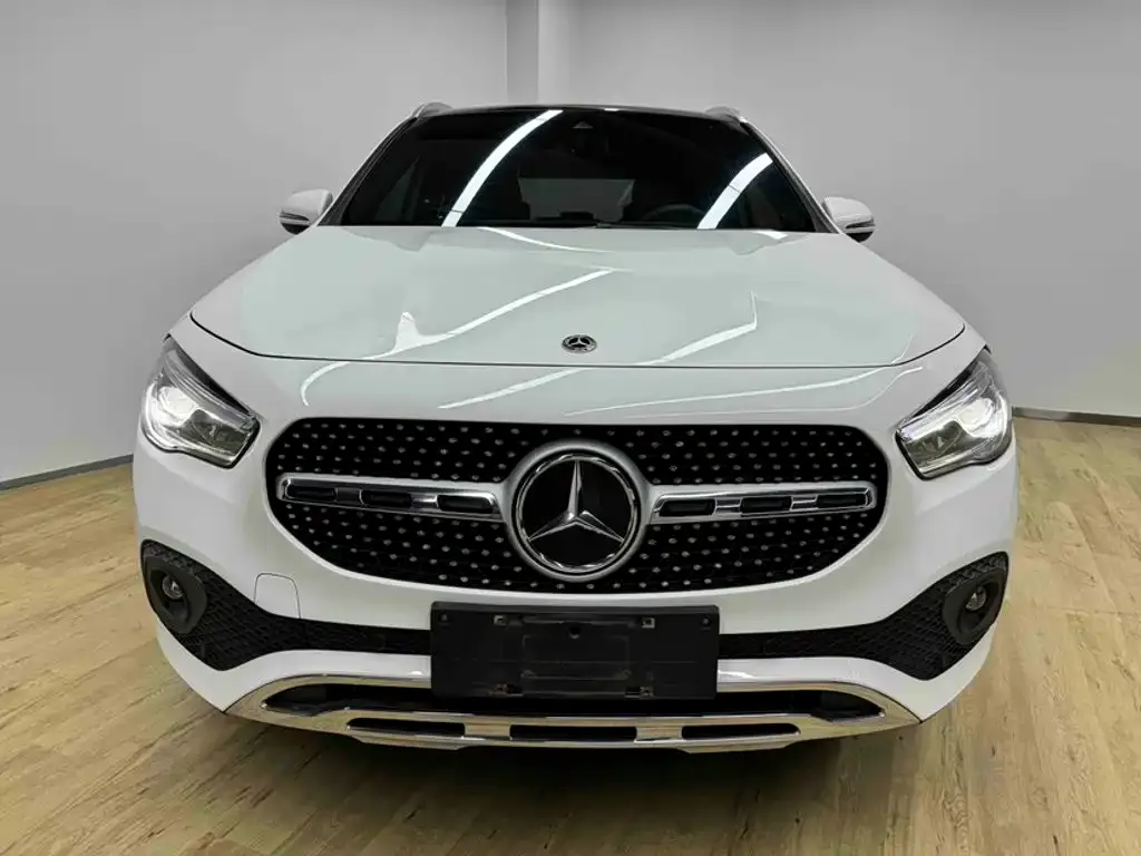 Mercedes-Benz GLA — фото 3