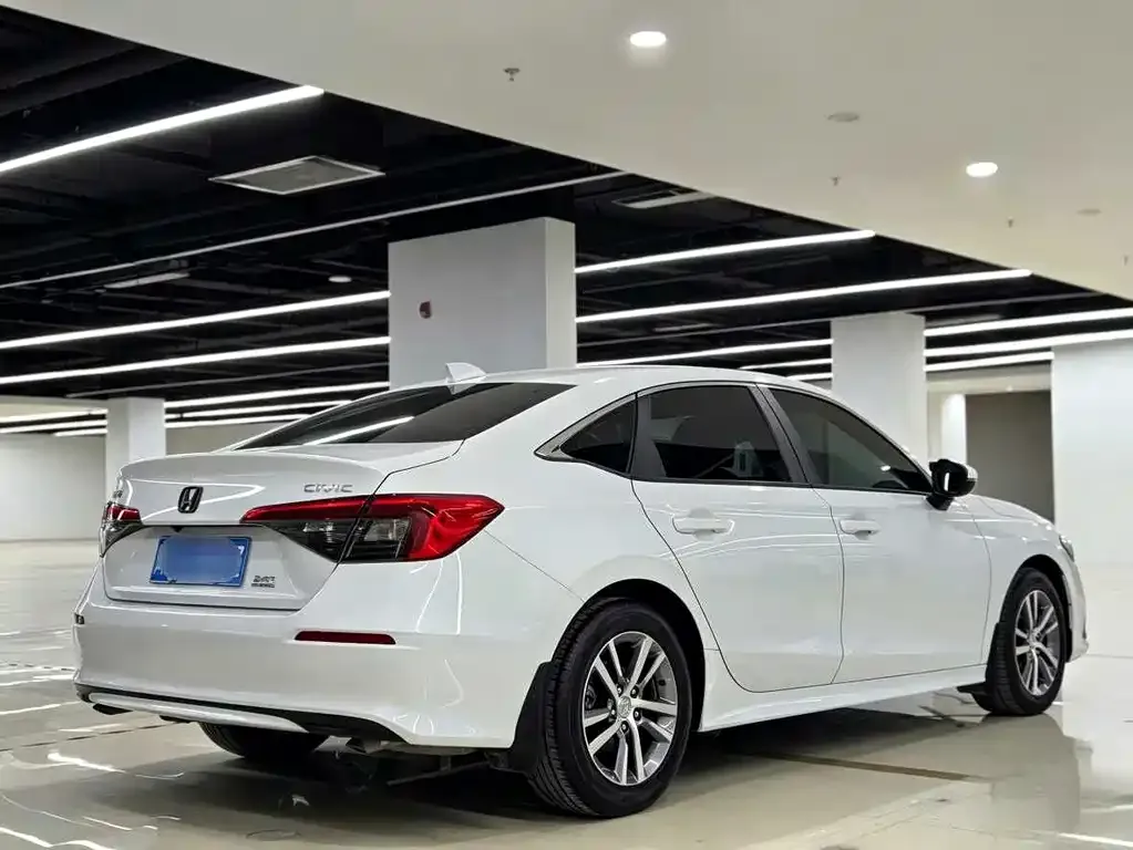 Honda Civic — фото 3