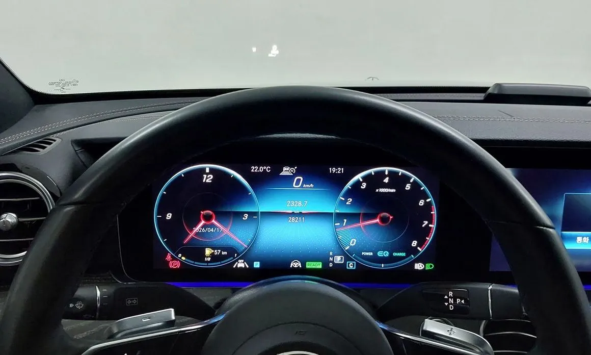 Mercedes-Benz E-Class 2023 из KR, фото 4
