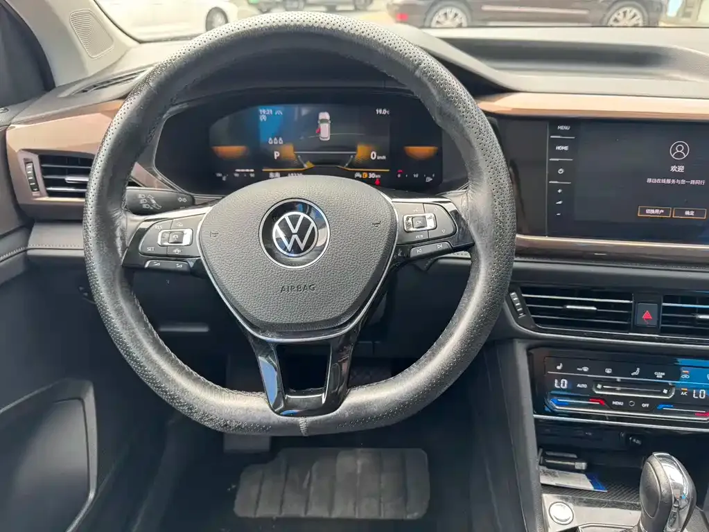 Volkswagen Tharu 2022 из CN, фото 3