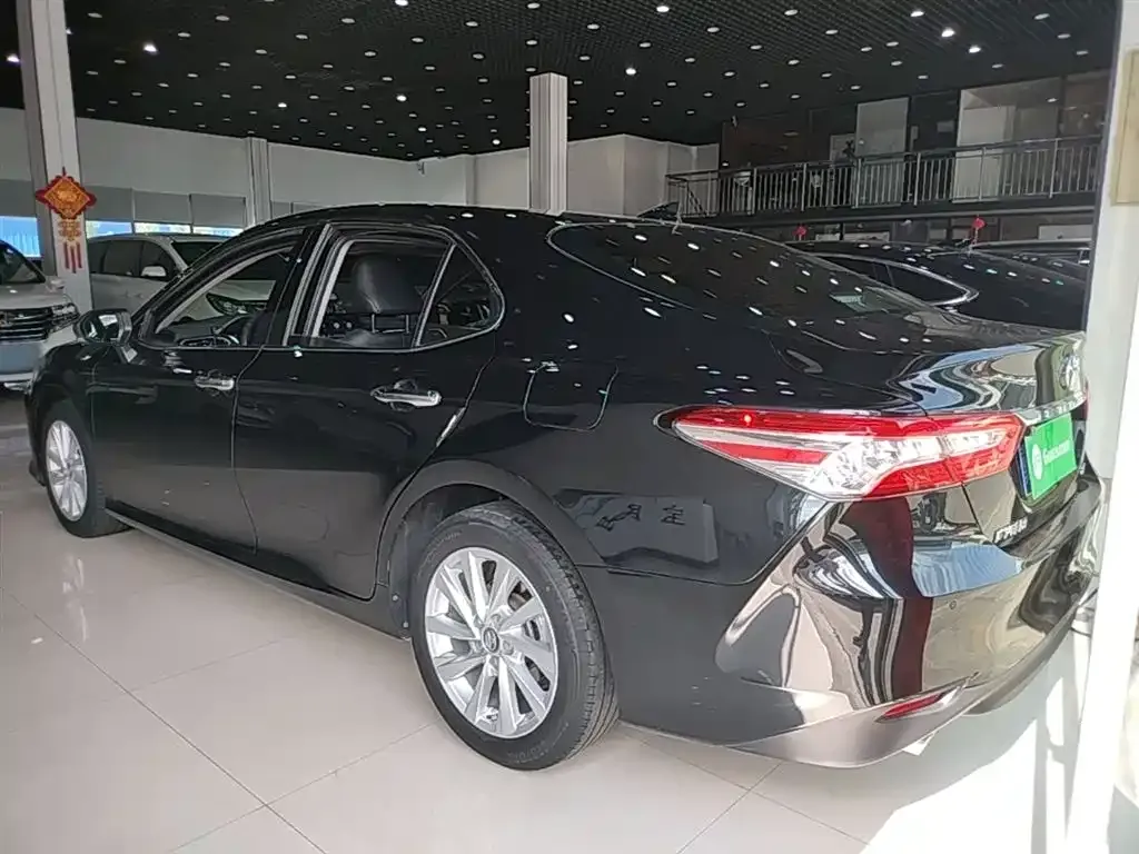 Toyota Camry 2022 из CN, фото 2