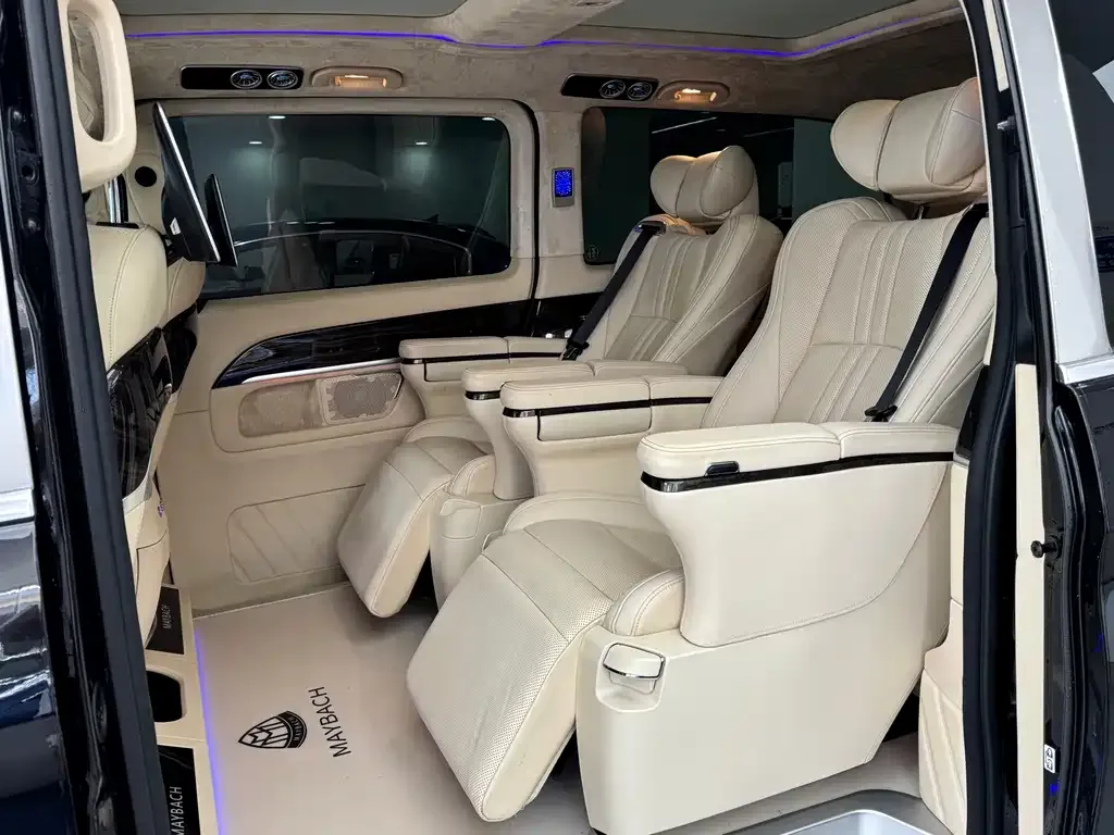 Mercedes-Benz V-Class 2021 из CN, фото 8