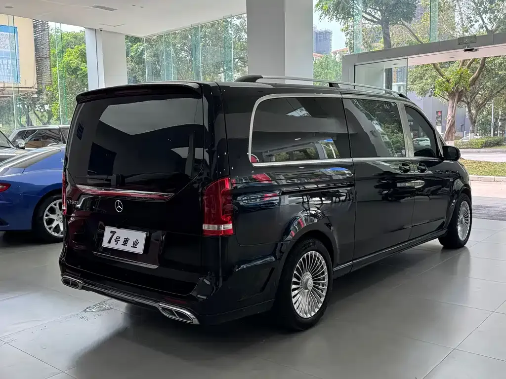 Mercedes-Benz V-Class 2021 из CN, фото 5