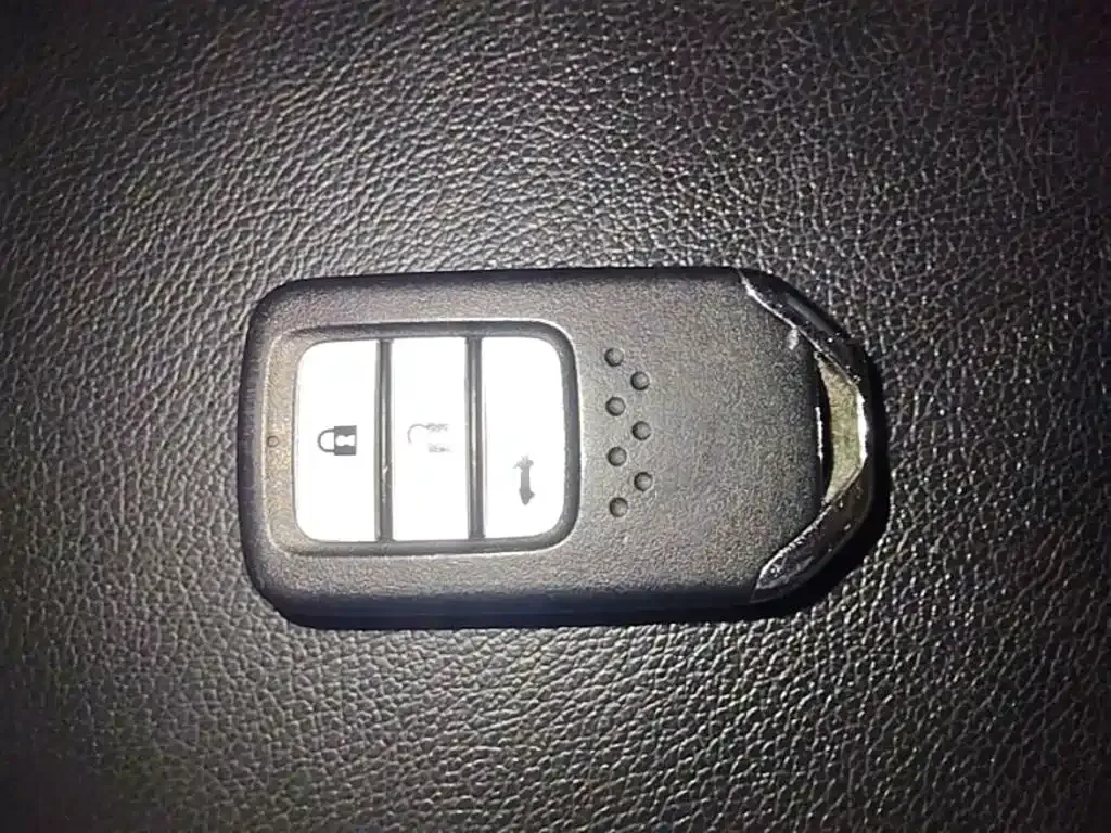 Honda Accord — фото 9