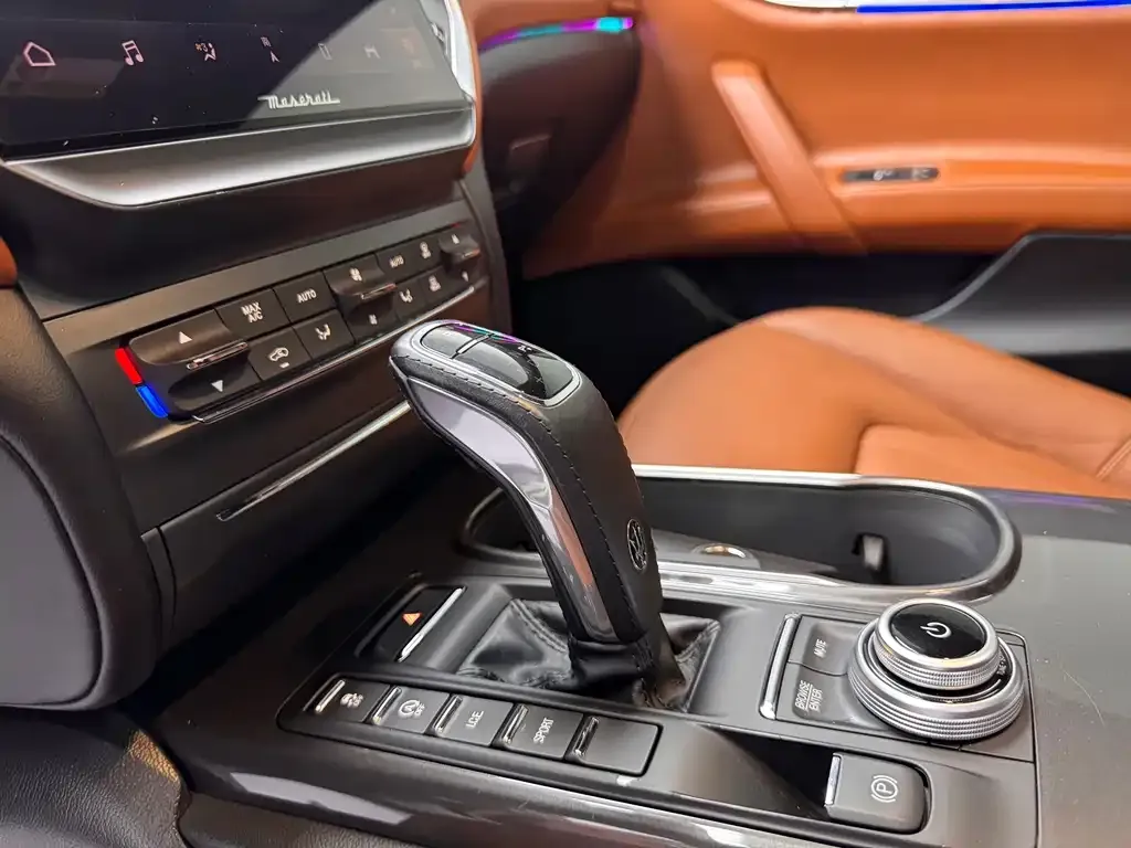 Maserati Ghibli 2021 из CN, фото 9