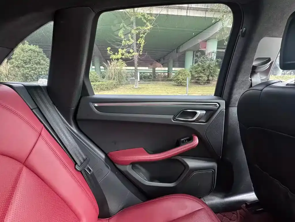 Porsche Macan 2021 из CN, фото 5