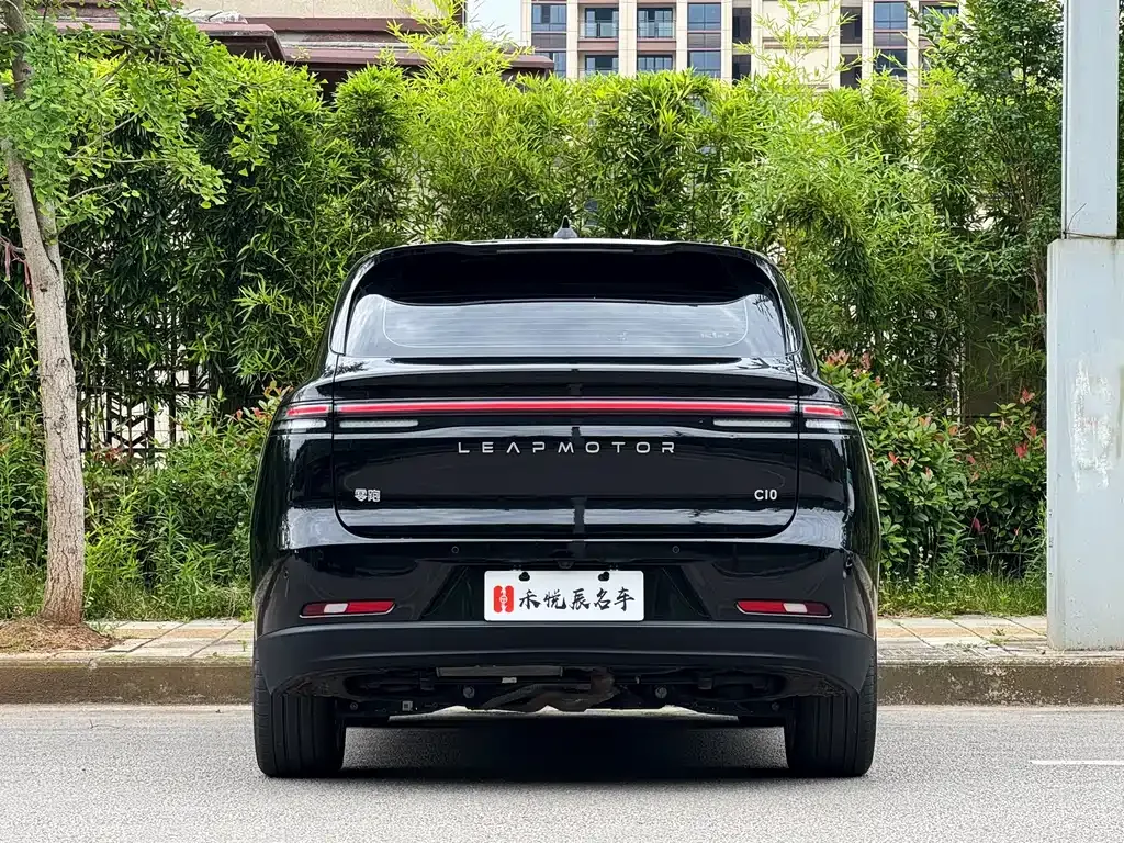 Leapmotor C10 — фото 5