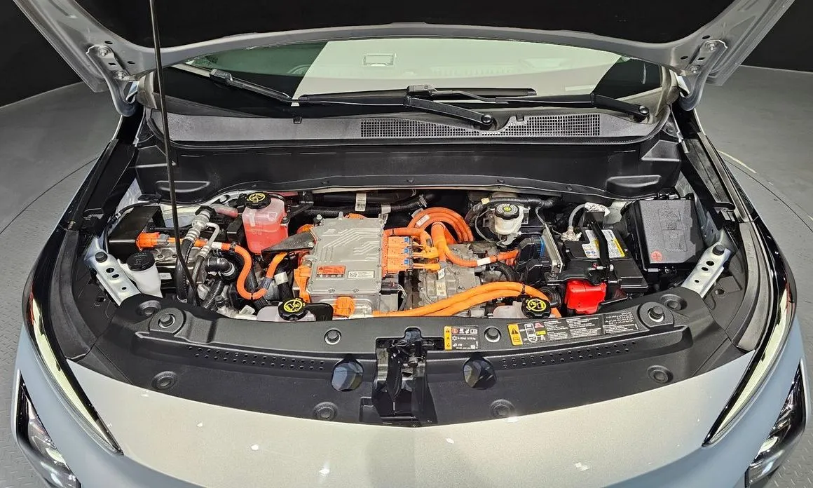 Chevrolet (GM Daewoo) Bolt EUV 2023 из KR, фото 9