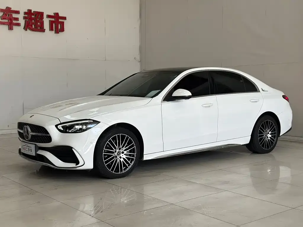 Mercedes-Benz C-Class — фото 1