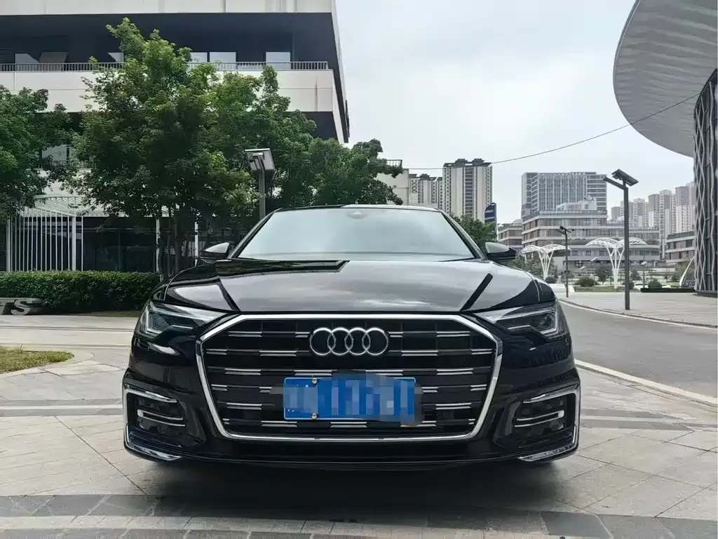 Audi A6L — фото 5