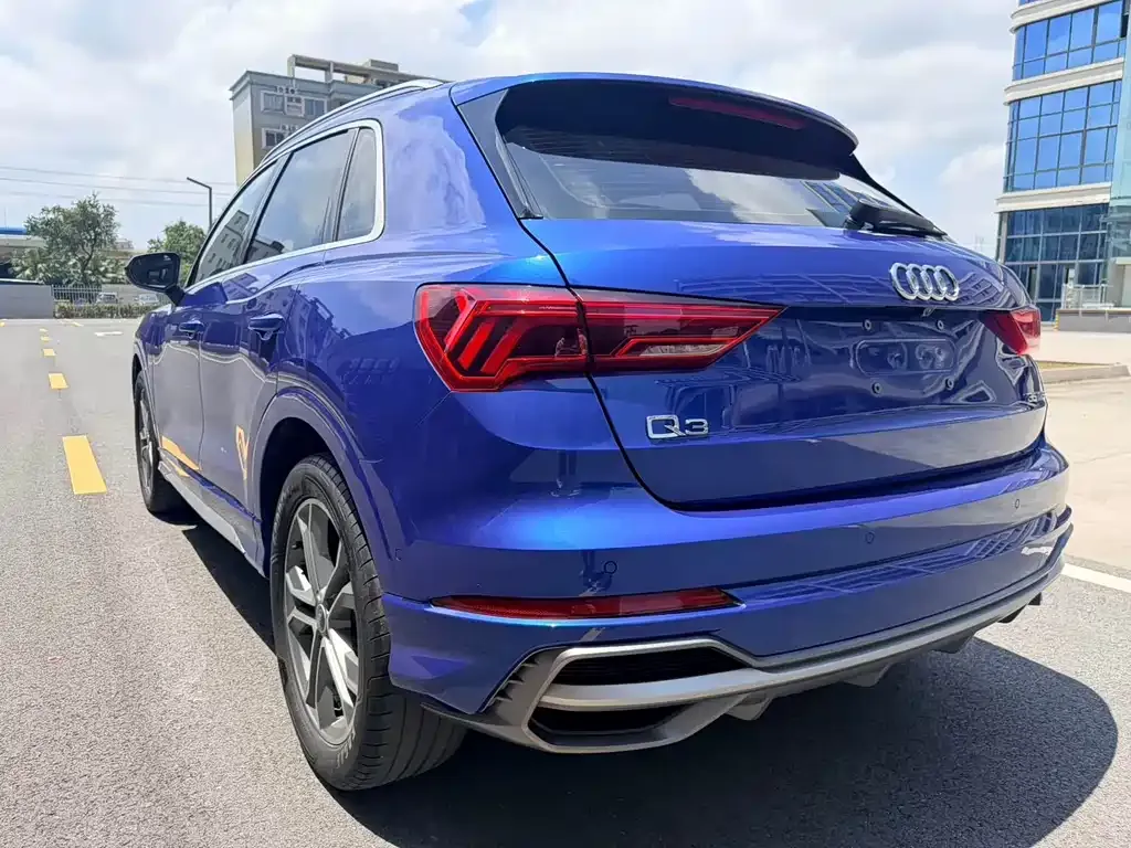 Audi Q3 — фото 2