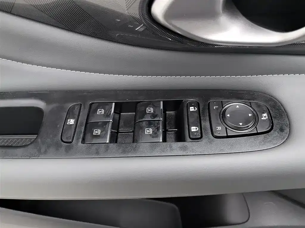 GAC Motor Shadow Leopard — фото 3