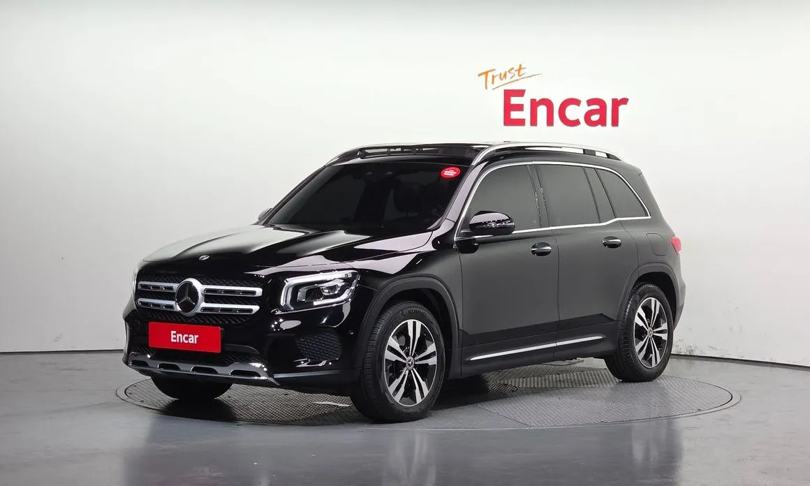Mercedes-Benz GLB-Class — фото 1