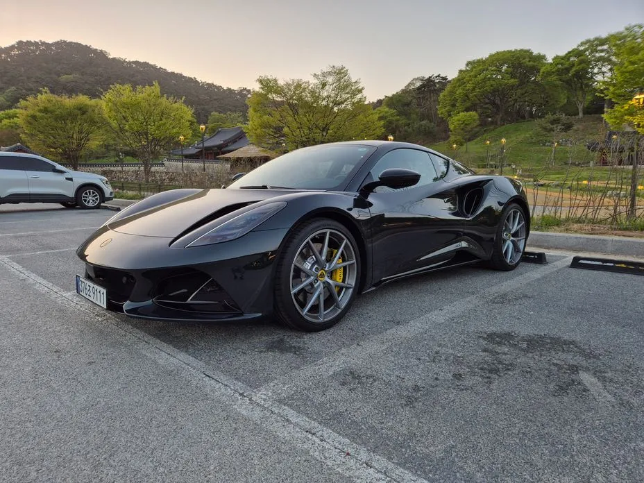 Lotus Emira 2024 из KR, фото 1