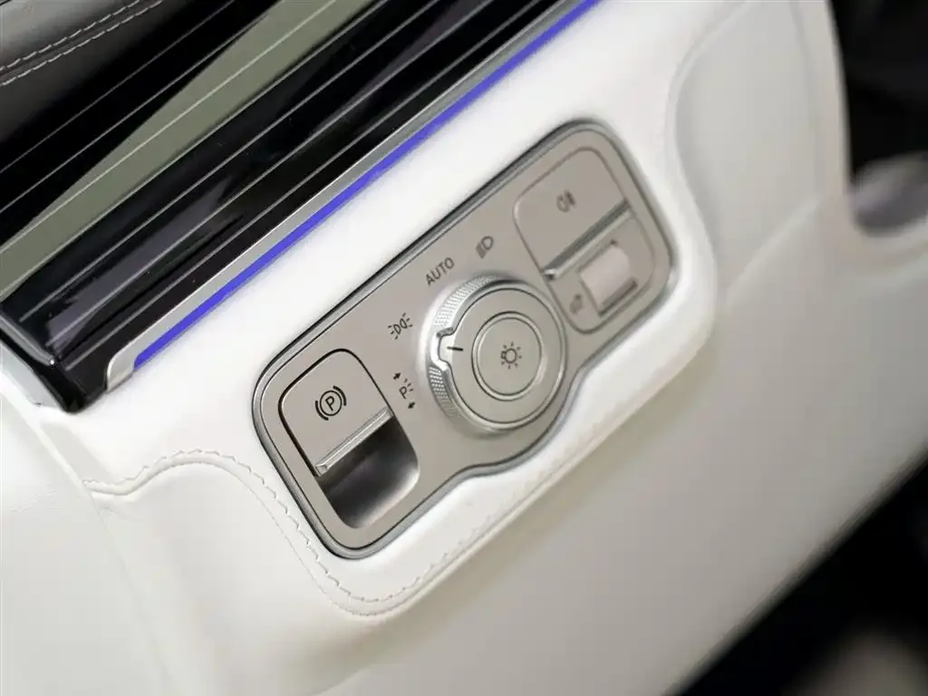 Mercedes-Benz GLS — фото 5