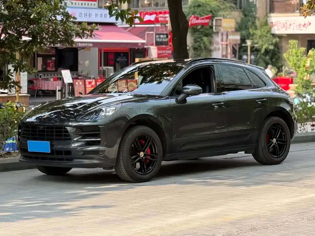Porsche Macan — фото 1