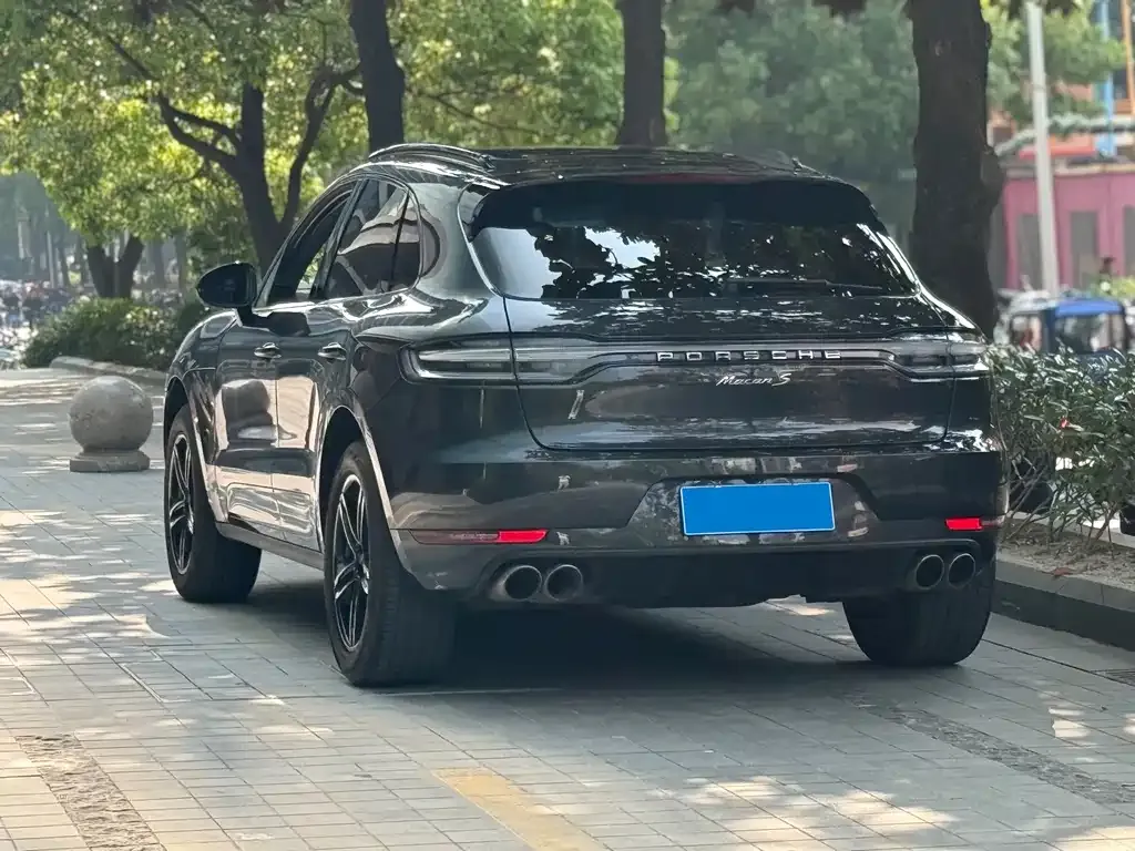 Porsche Macan — фото 6