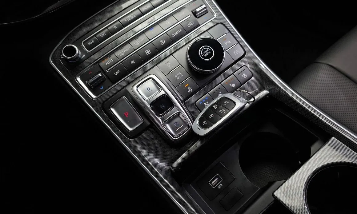 Hyundai Santafe — фото 9