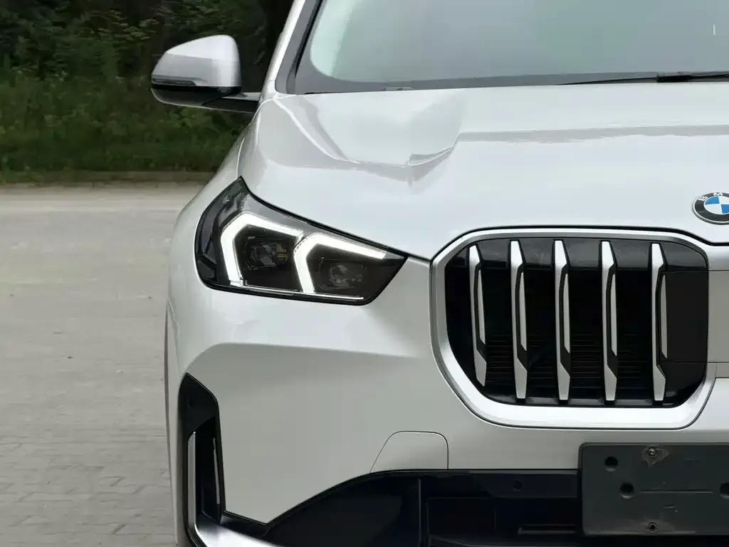 BMW X1 — фото 4