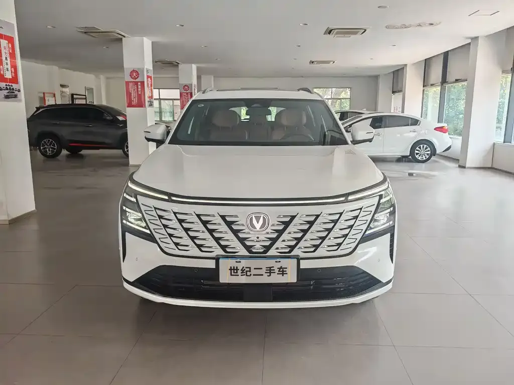 Changan CS75PLUS — фото 8