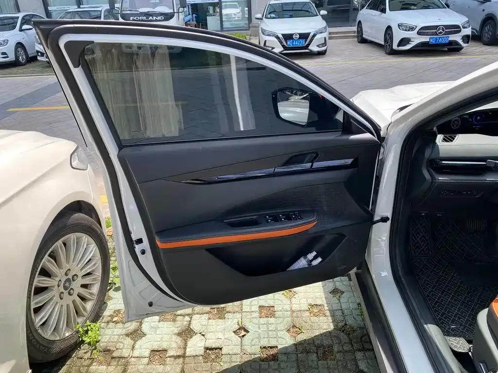 Changan UNI-V 2023 из CN, фото 10