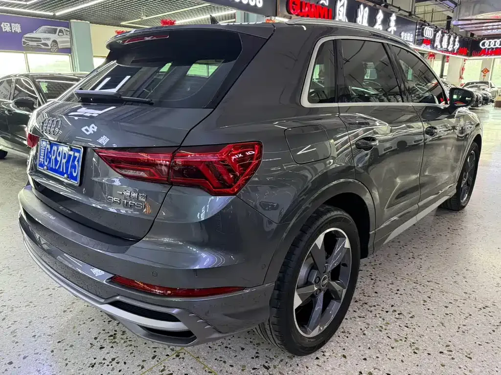 Audi Q3 — фото 7