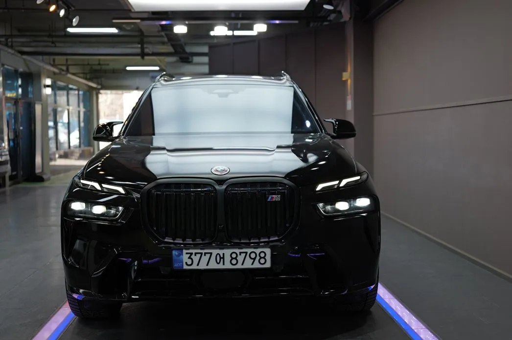 BMW X7 2023 из KR, фото 2