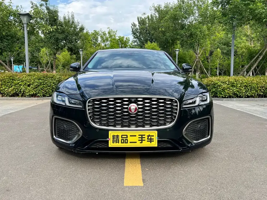 Jaguar XFL — фото 2