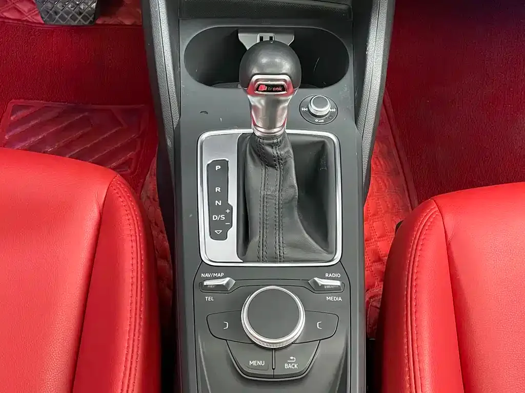 Audi Q2L 2021 из CN, фото 7
