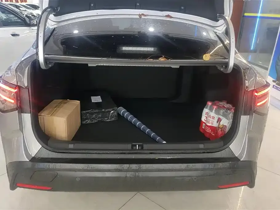 Toyota bZ3 2026 из CN, фото 4