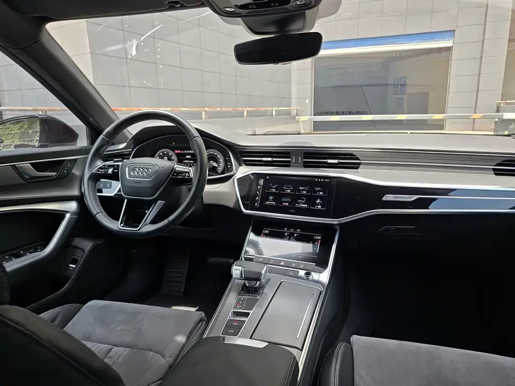 Audi A6L — фото 3
