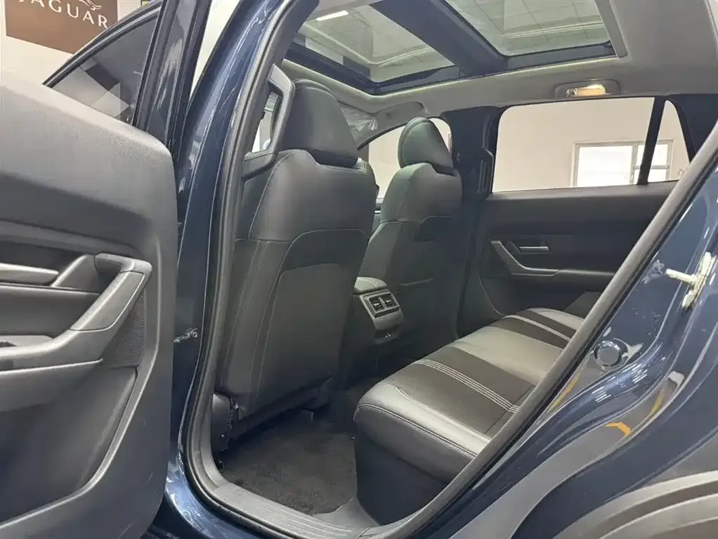 Mazda CX-50 — фото 10