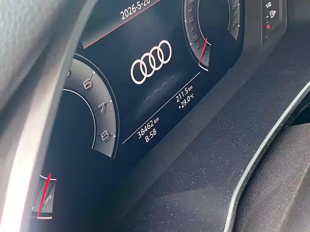 Audi Q3 — фото 9