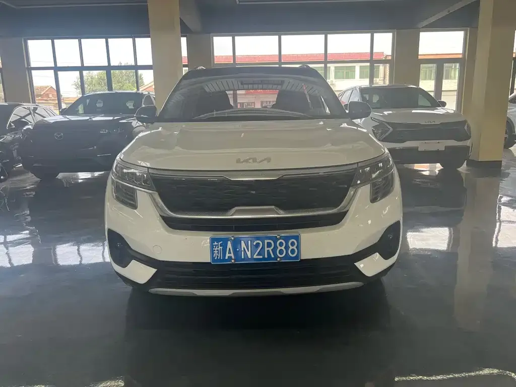 Kia KX3 2022 из CN, фото 8
